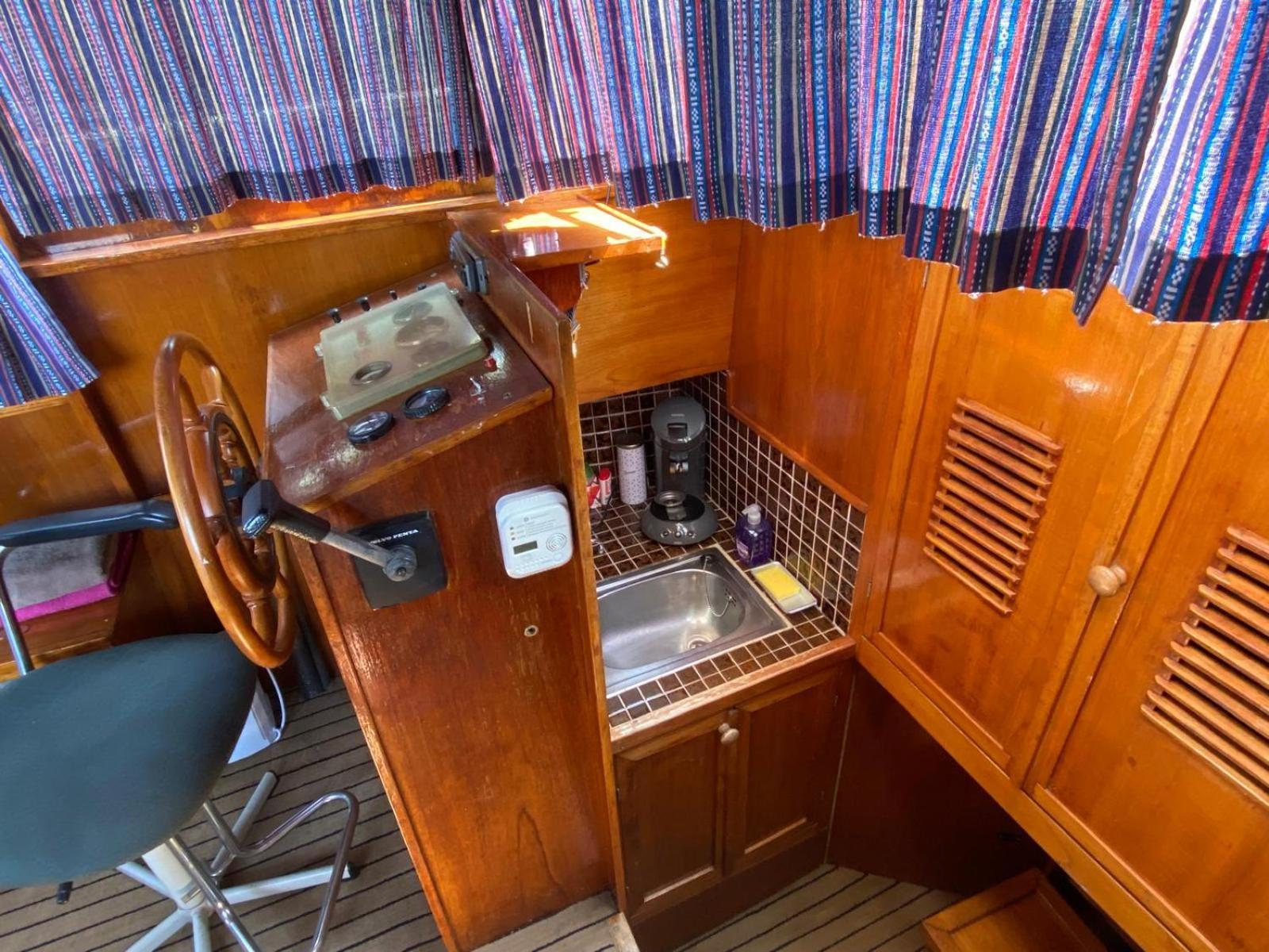 Boat Stoer - Inclusief Sloep Jutrijp 外观 照片