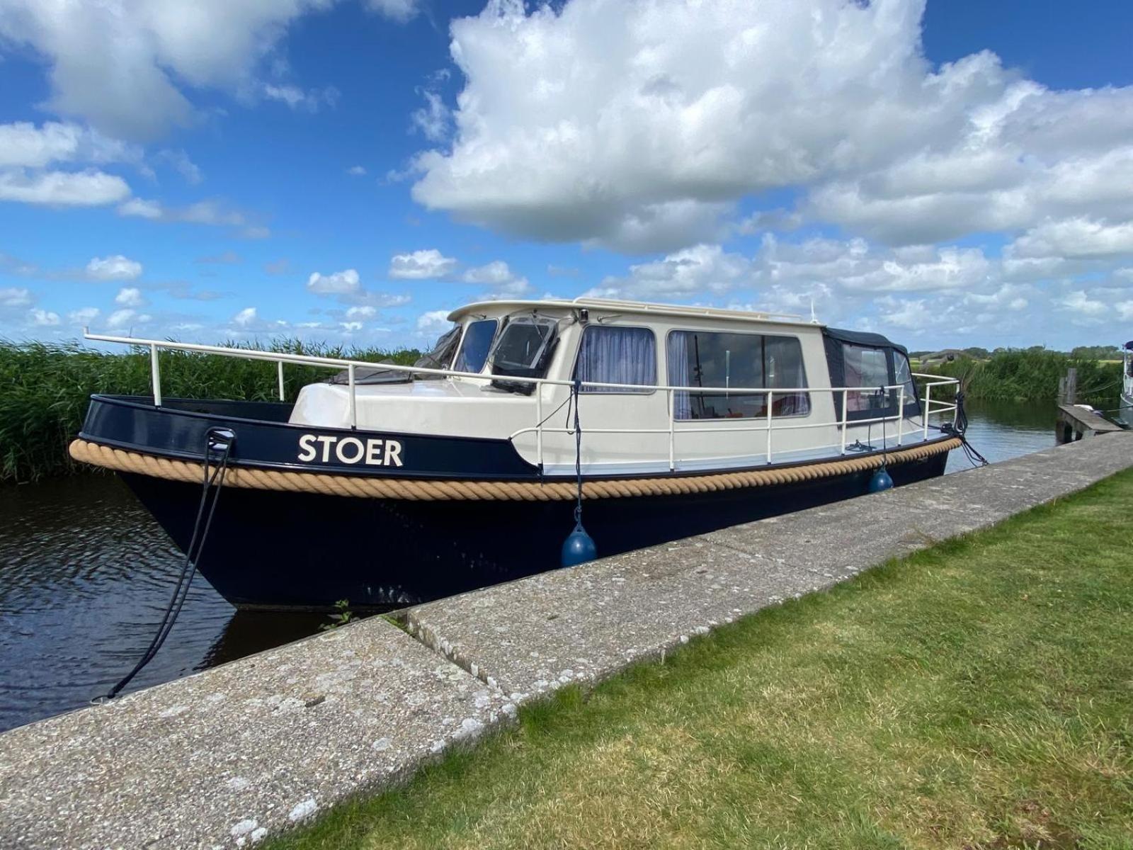 Boat Stoer - Inclusief Sloep Jutrijp 外观 照片
