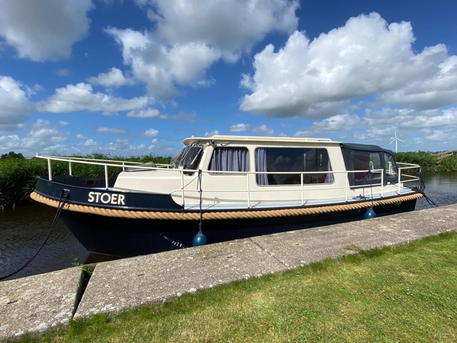 Boat Stoer - Inclusief Sloep Jutrijp 外观 照片
